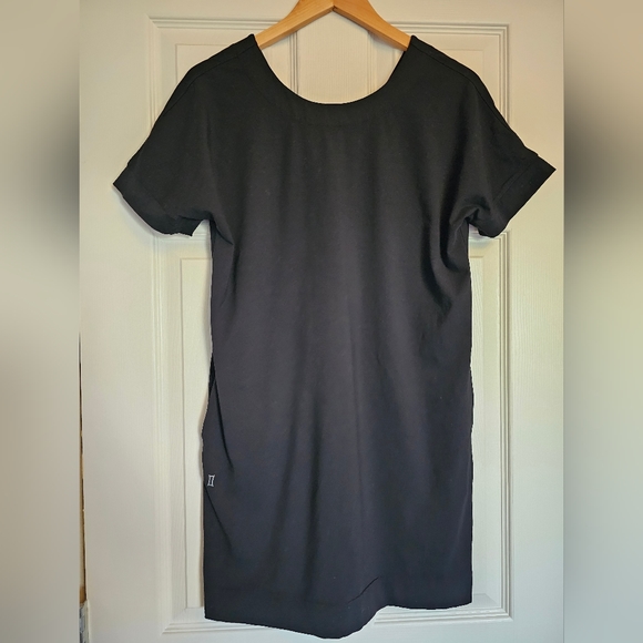 Kit and Ace size M Dress - Picture 3 of 9